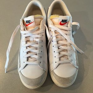 Womens Nike Blazer Low Platform